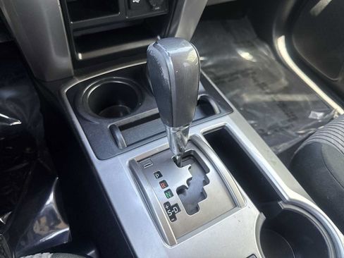 Used 2020 Toyota 4Runner SR5 AWD/4WD image 21