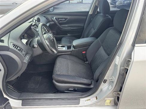 Used 2017 Nissan Altima 2.5 S w/ Power Driver Seat Package FWD image 8