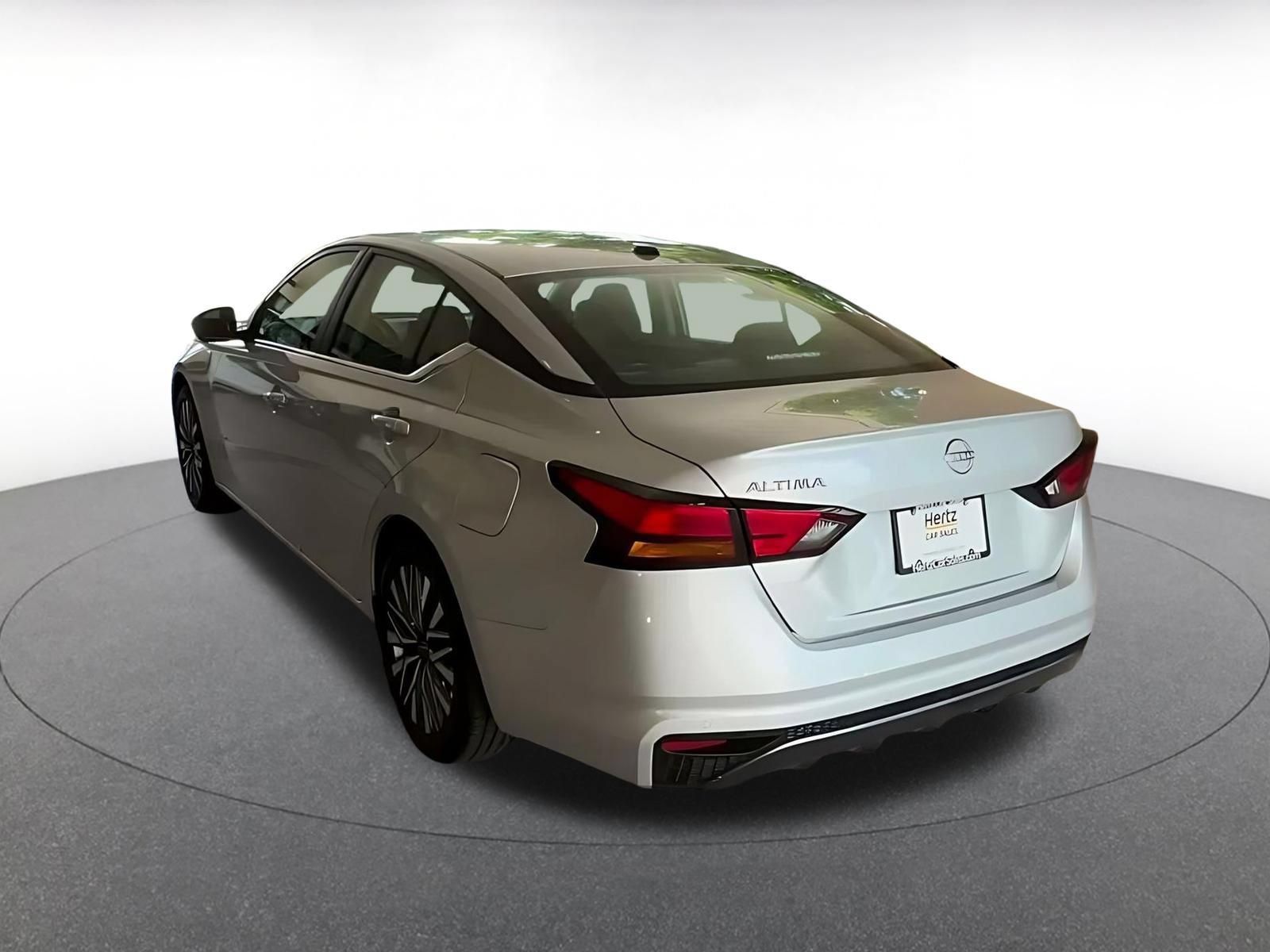 Used 2026 Nissan Altima 2.5 SV FWD image 10