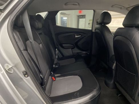 Used 2012 Hyundai Tucson GLS image 19