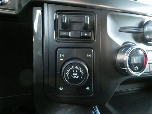 Used 2021 Ford F150 Lariat w/ Equipment Group 502A High AWD/4WD image 15