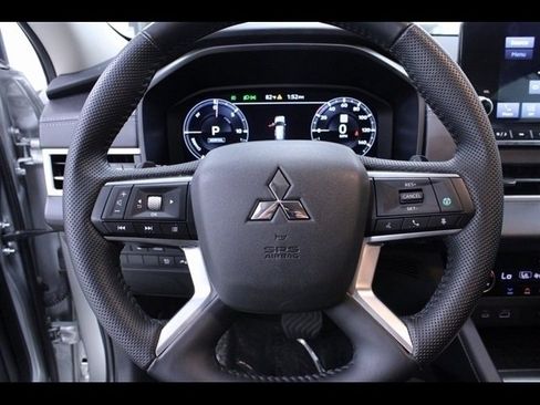 Used 2023 Mitsubishi Outlander SEL image 21