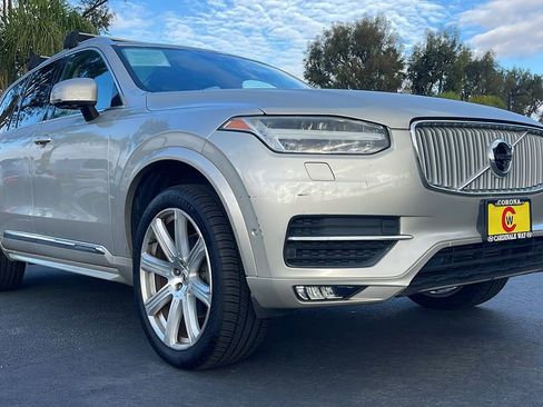 Used 2016 Volvo XC90 T6 Inscription w/ Vision Package image 5