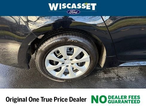 Used 2023 Toyota Corolla LE image 26