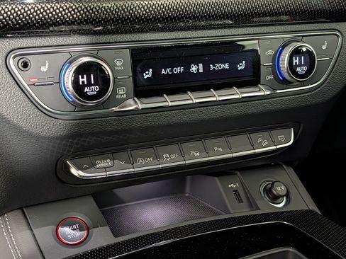 Used 2024 Audi SQ5 Prestige image 33
