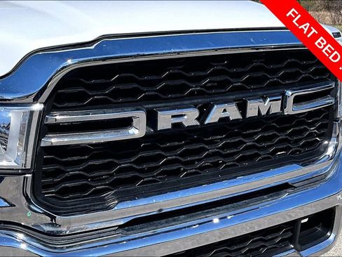 Used 2024 RAM 3500 Tradesman w/ Chrome Appearance Group AWD/4WD image 26