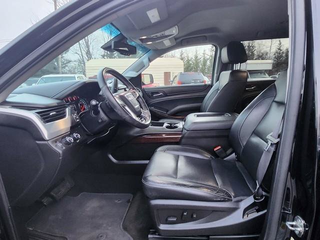 Used 2017 GMC Yukon SLT AWD/4WD image 9