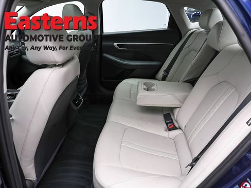 Used 2021 Hyundai Sonata Limited w/ Winter Weather Package FWD image 22