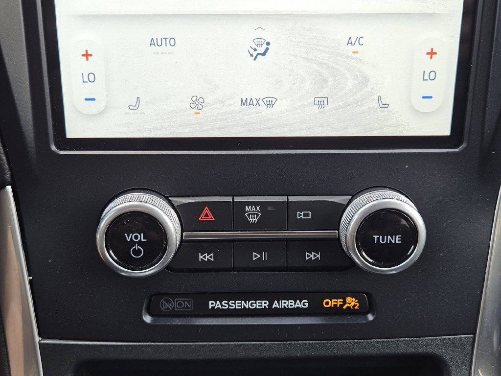 Used 2023 Ford Edge ST AWD/4WD image 19