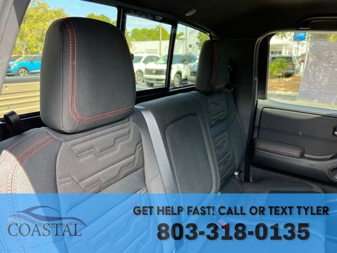 Used 2024 Nissan Frontier PRO-4X w/ Technology Package AWD/4WD image 23