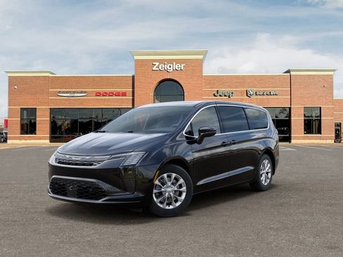 New 2027 Chrysler Pacifica Select AWD/4WD image 1