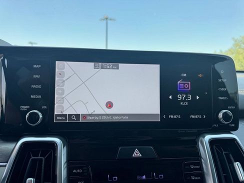 Used 2022 Kia Sorento SX AWD/4WD image 24