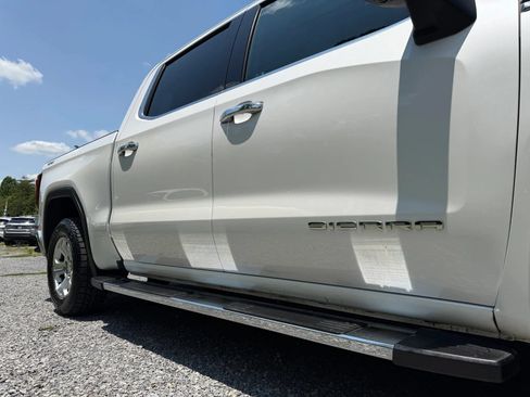 Used 2019 GMC Sierra 1500 SLT w/ SLT Premium Package AWD/4WD image 13