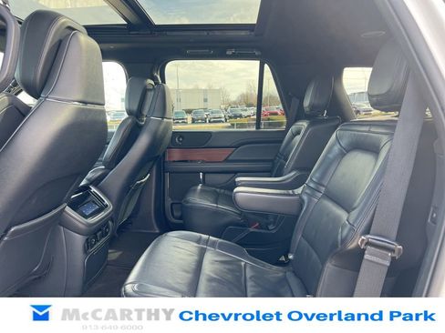 Used 2023 Lincoln Navigator Reserve AWD/4WD image 44