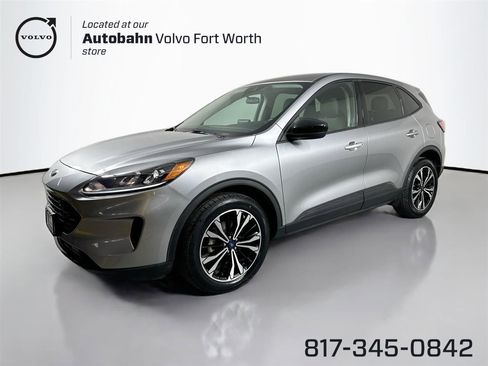 Used 2021 Ford Escape SE w/ SE Sport Appearance Package image 1