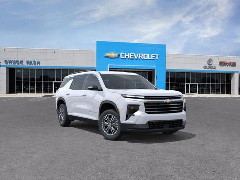 New 2026 Chevrolet Traverse LT w/ Driver Confidence Package image 1