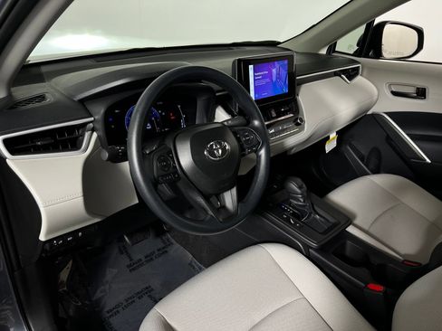 Used 2026 Toyota Corolla Cross L FWD image 12