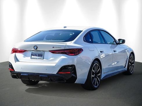 Used 2025 BMW M440i RWD image 6