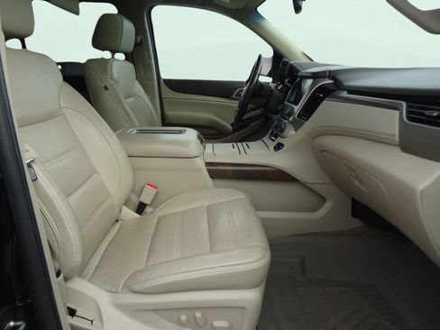 Used 2018 GMC Yukon XL Denali w/ Denali Ultimate Package image 30