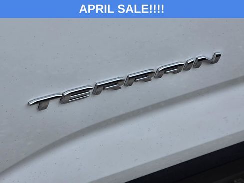 Used 2026 GMC Terrain Elevation w/ Elevation Premium Package image 5