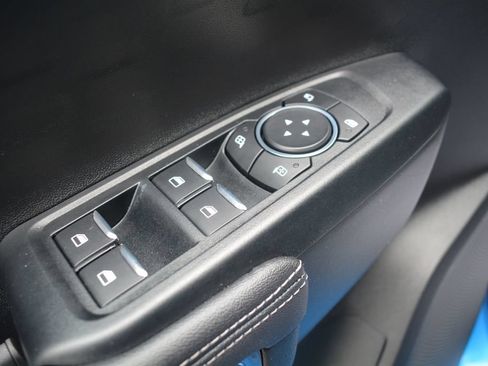 Used 2025 Ford Ranger XLT w/ Equipment Group 301A High AWD/4WD image 8