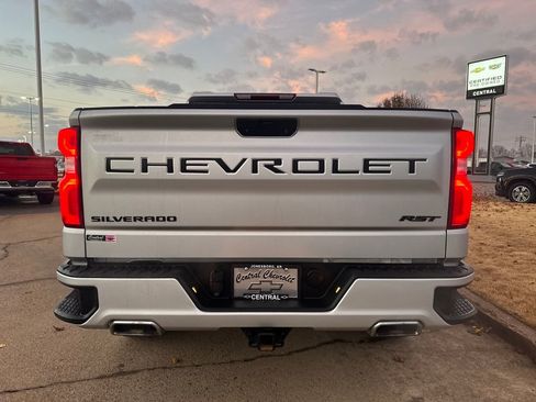 Used 2022 Chevrolet Silverado 1500 RST image 5