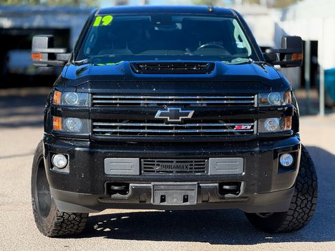 Used 2019 Chevrolet Silverado 2500 LTZ w/ Duramax Plus Package image 2