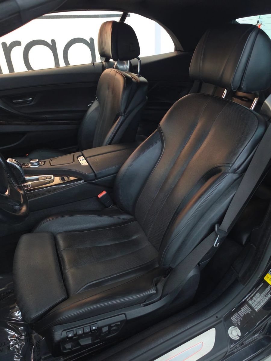Used 2012 BMW 650i Convertible RWD image 30