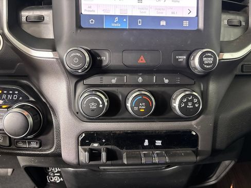 Used 2023 RAM 1500 Big Horn AWD/4WD image 16
