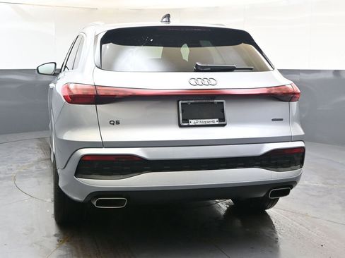 Used 2025 Audi Q5 Premium Plus w/ Premium Plus image 4