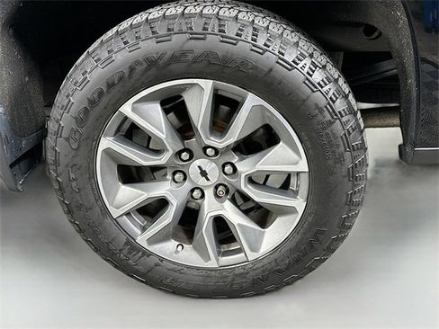 Used 2021 Chevrolet Silverado 1500 RST w/ Convenience Package II image 28