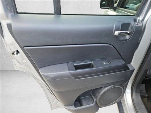 Used 2015 Jeep Patriot Sport w/ Power Value Group FWD image 13