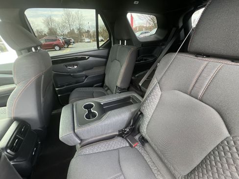 Used 2023 Honda Pilot Sport image 23