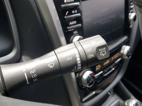 Used 2020 Nissan Murano SV AWD/4WD image 25