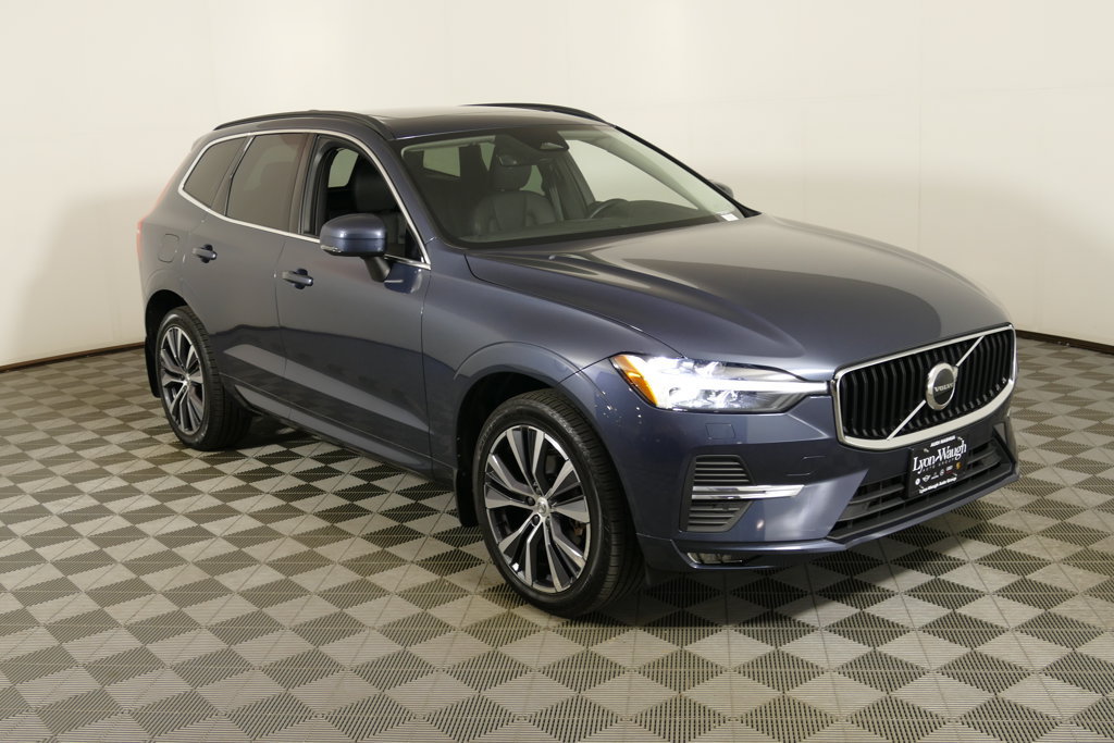 Used 2022 Volvo XC60 B5 Momentum w/ Climate Package AWD/4WD image 1