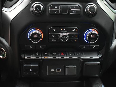 Used 2021 Chevrolet Silverado 1500 RST w/ All Star Edition Plus AWD/4WD image 17