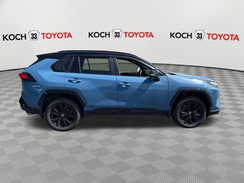 Used 2022 Toyota RAV4 XSE w/ XSE Grade Weather Package AWD/4WD image 9