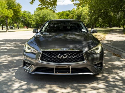 Used 2018 INFINITI Q50 Luxe RWD image 3