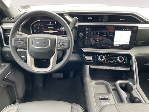 New 2026 GMC Sierra 2500 Denali w/ Denali Reserve Package image 10