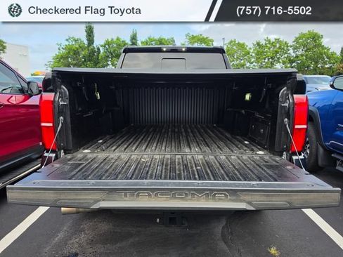 Used 2024 Toyota Tacoma TRD Sport w/ TRD Sport Upgrade Package AWD/4WD image 7