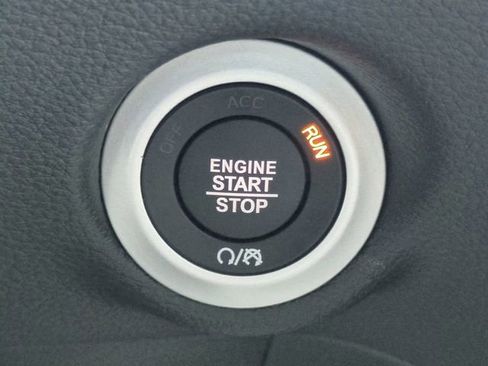 New 2026 Chrysler Pacifica Limited w/ S Appearance Package image 28