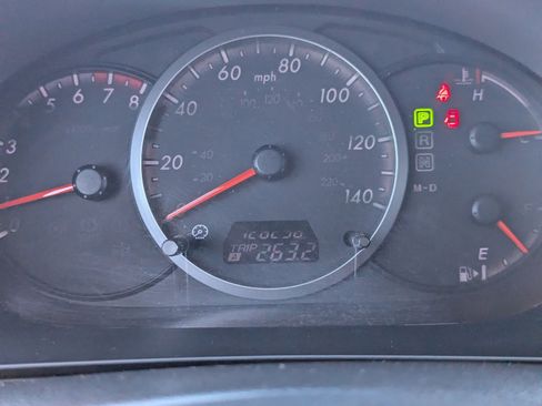 Used 2008 MAZDA MAZDA5 Sport image 32