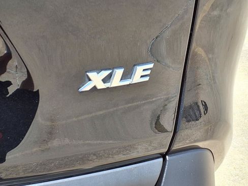 Used 2023 Toyota RAV4 XLE Premium FWD image 31
