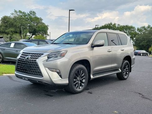 Used 2023 Lexus GX 460 Premium w/ Premium Package AWD/4WD image 2