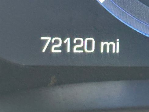 Used 2020 Cadillac Escalade Premium Luxury image 38