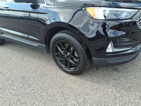 Certified 2024 Ford Edge SEL w/ Convenience Package AWD/4WD image 5