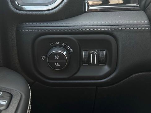 New 2026 RAM 2500 Limited image 31