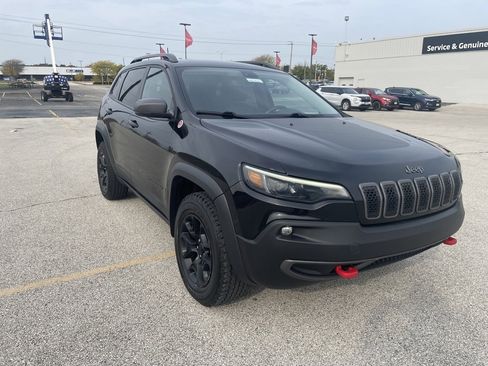 Used 2021 Jeep Cherokee Trailhawk w/ Trailer Tow Group image 9