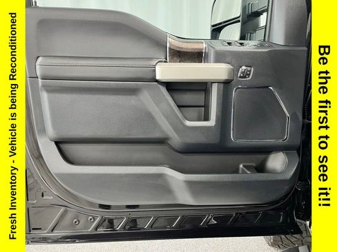 Used 2022 Ford F250 Lariat w/ Lariat Ultimate Package AWD/4WD image 10