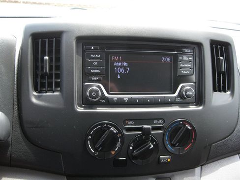 Used 2019 Nissan NV200 S w/ Cruise Control Package FWD image 16